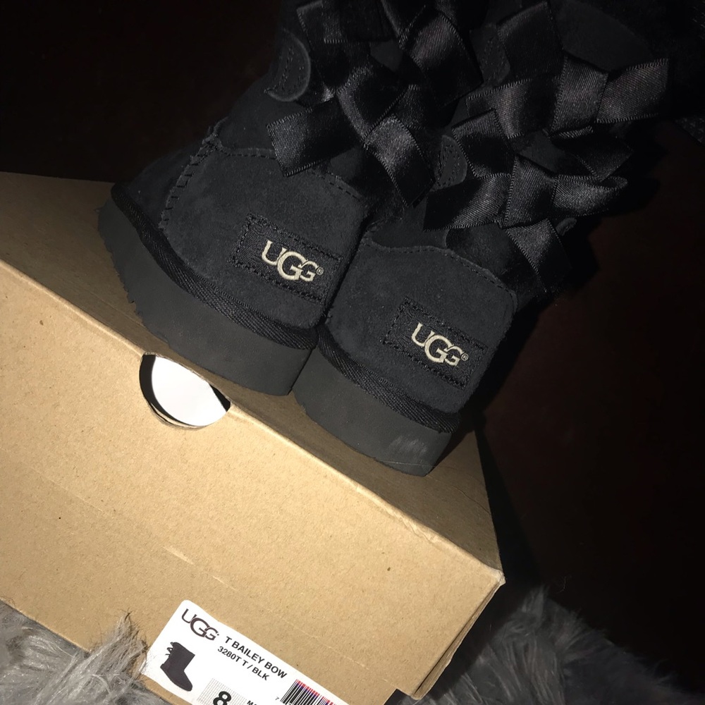 Toddler Black Bailey Bow Uggs